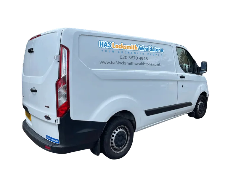 HA3 Locksmith Wealdstone van